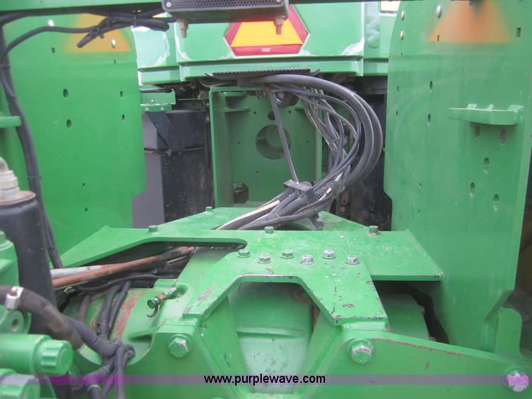 image for item B5690 2004 John Deere 9420 4WD tractor