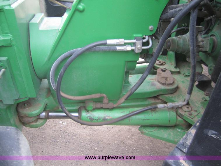 image for item B5691 2004 John Deere 9420 4WD tractor