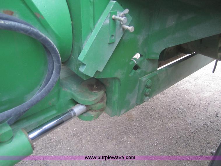 image for item B5691 2004 John Deere 9420 4WD tractor