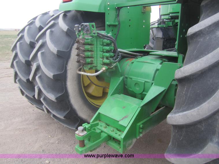 image for item B5691 2004 John Deere 9420 4WD tractor