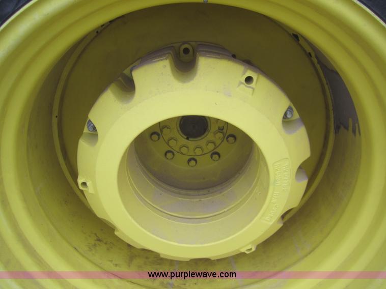 image for item B5691 2004 John Deere 9420 4WD tractor