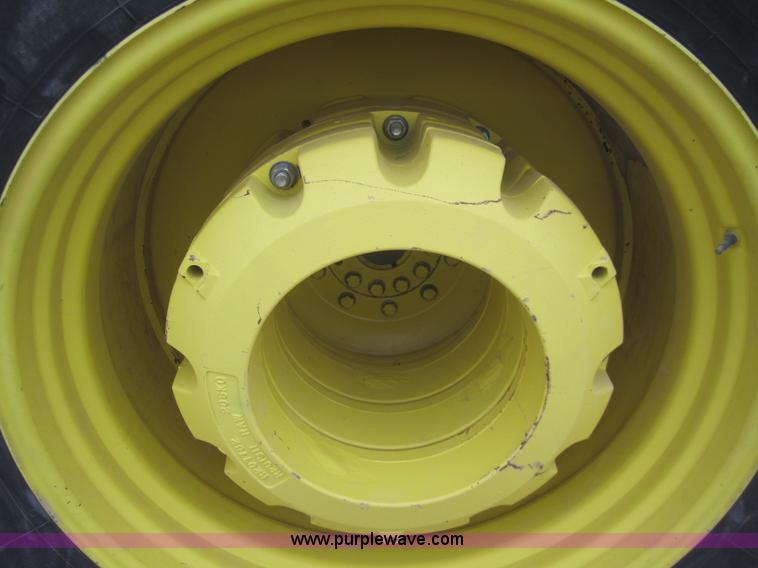 image for item B5691 2004 John Deere 9420 4WD tractor