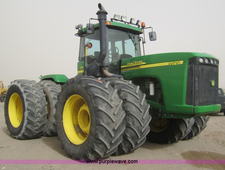 image for item B5692 2003 John Deere 9520 4WD tractor