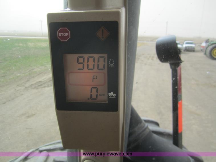 image for item B5692 2003 John Deere 9520 4WD tractor