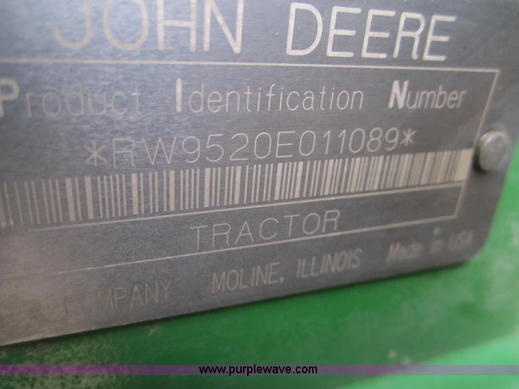 image for item B5692 2003 John Deere 9520 4WD tractor