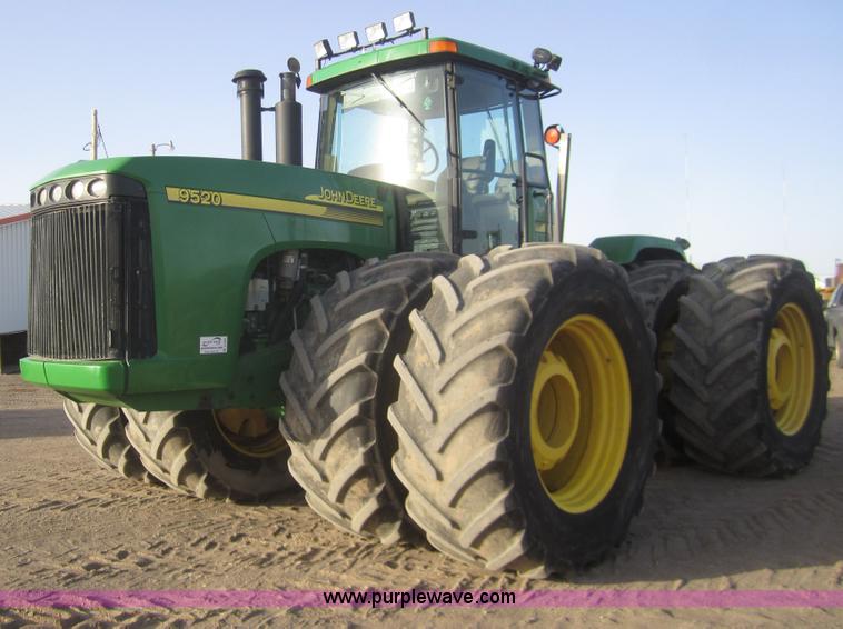 image for item B5693 2004 John Deere 9520 4WD tractor