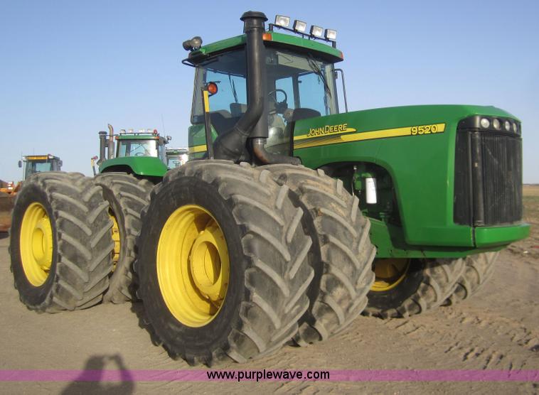 image for item B5693 2004 John Deere 9520 4WD tractor