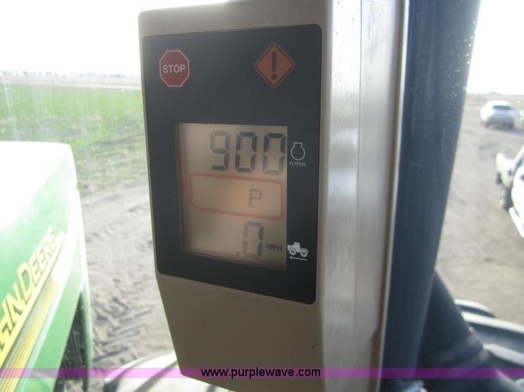 image for item B5693 2004 John Deere 9520 4WD tractor