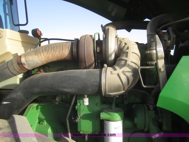 image for item B5693 2004 John Deere 9520 4WD tractor