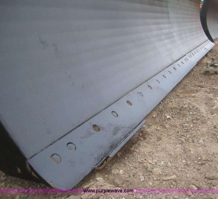 image for item B5696 2006 Leon 4000 14' 4-way dozer blade
