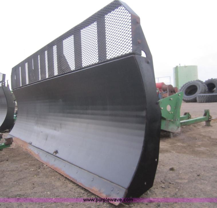 image for item B5697 2004 Leon 4000 14' 4-way dozer blade