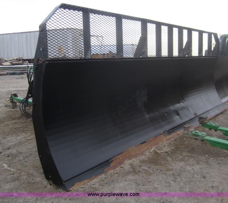 image for item B5697 2004 Leon 4000 14' 4-way dozer blade