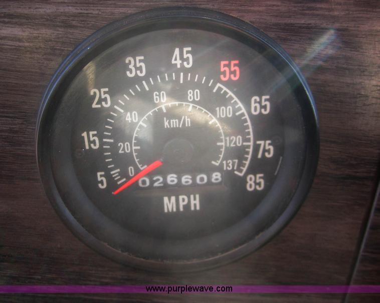 image for item B5700 1976 Kenworth W900 semi