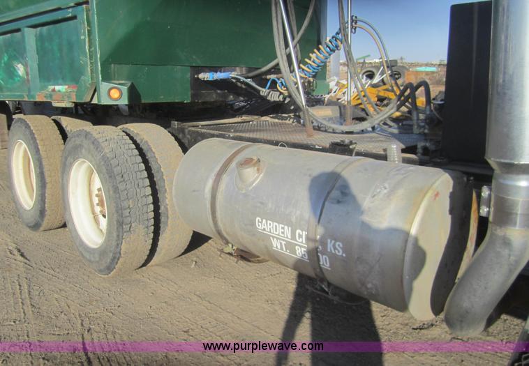 image for item B5700 1976 Kenworth W900 semi