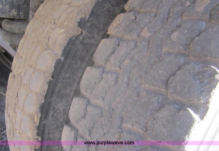 image for item B5700 1976 Kenworth W900 semi