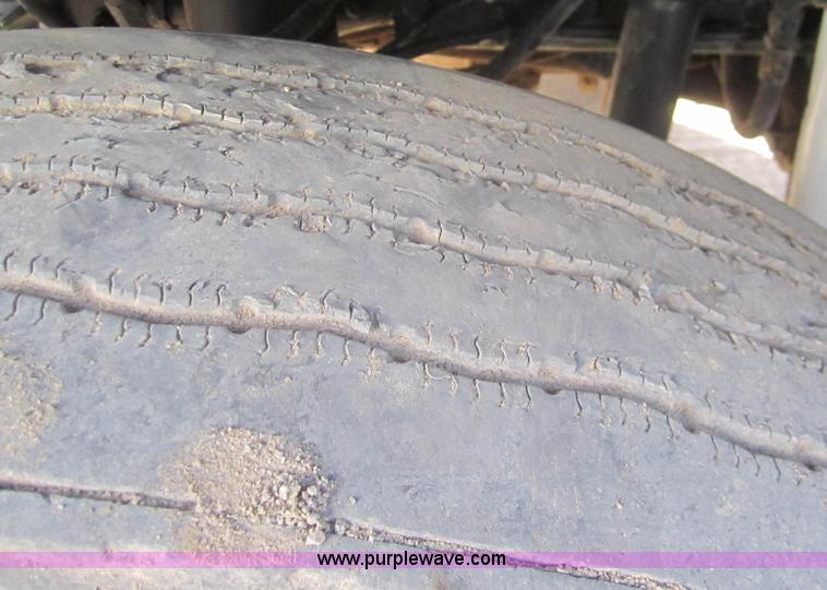 image for item B5700 1976 Kenworth W900 semi