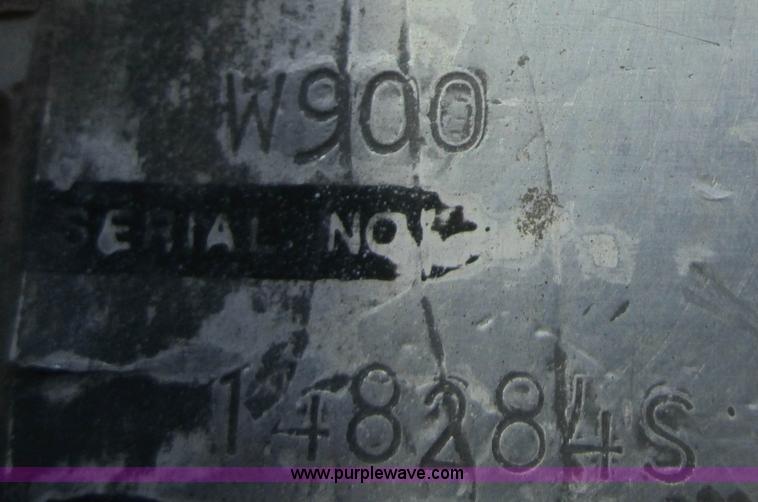 image for item B5700 1976 Kenworth W900 semi