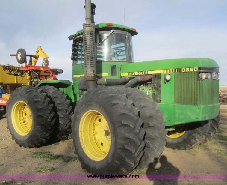 image for item B5738 1984 John Deere 8650 4WD tractor