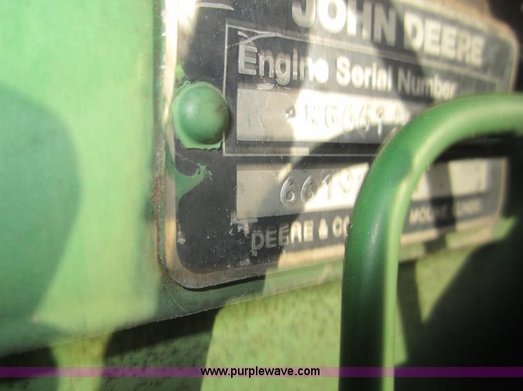 image for item B5738 1984 John Deere 8650 4WD tractor