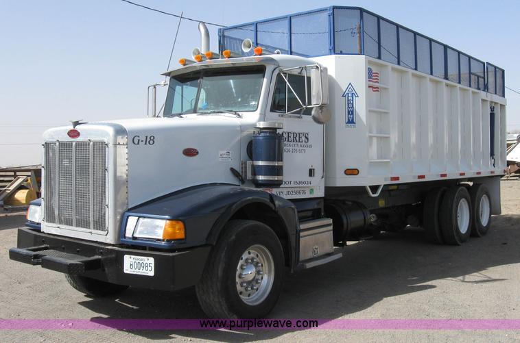 image for item B5743 1988 Peterbilt 377 silage truck