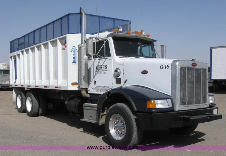 image for item B5743 1988 Peterbilt 377 silage truck