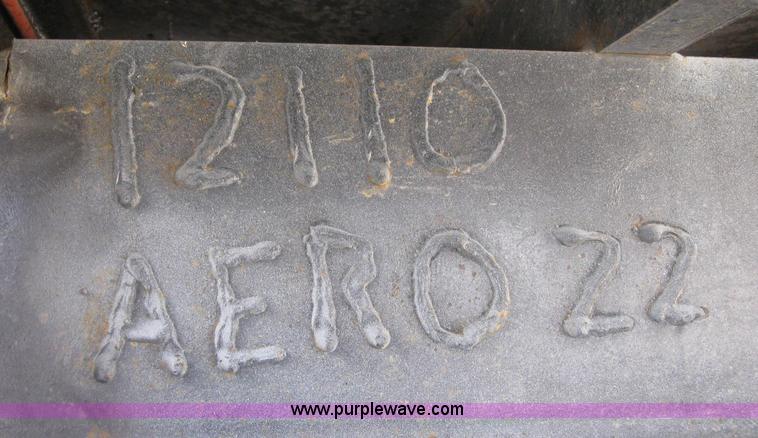 image for item B5743 1988 Peterbilt 377 silage truck