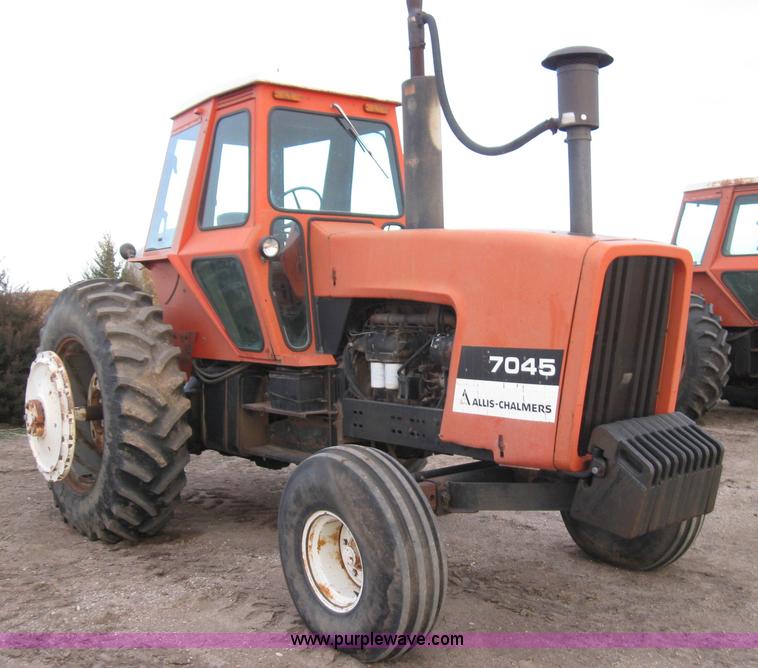 image for item B5746 Allis-Chalmers 7045 tractor