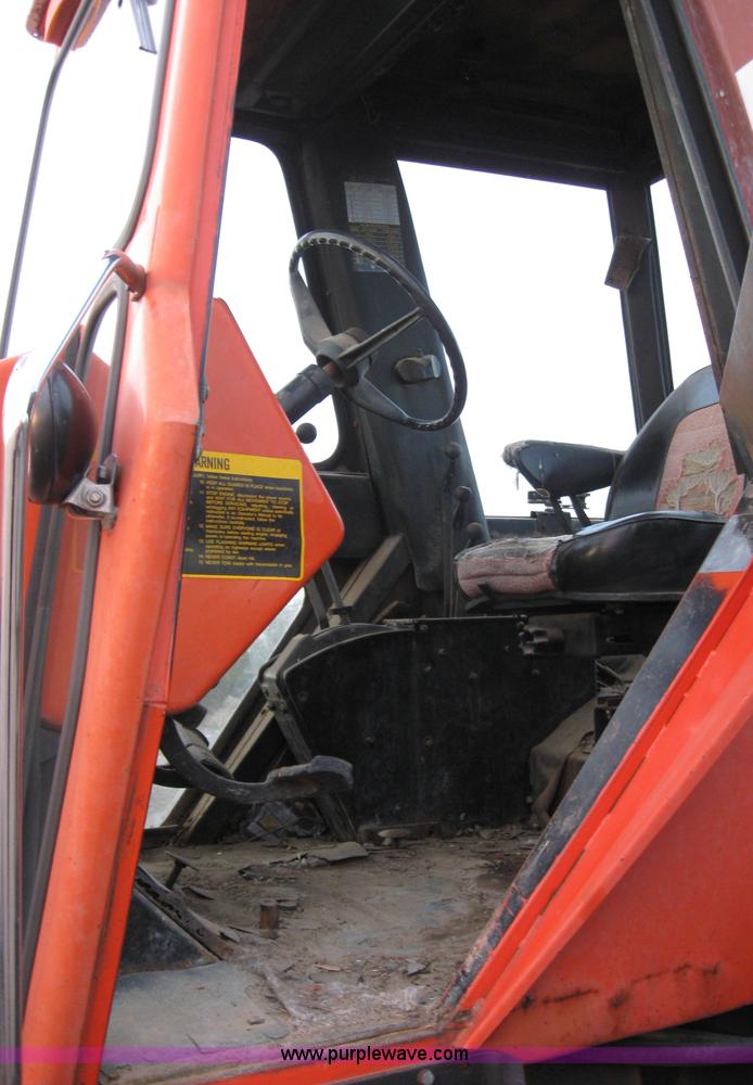 image for item B5746 Allis-Chalmers 7045 tractor