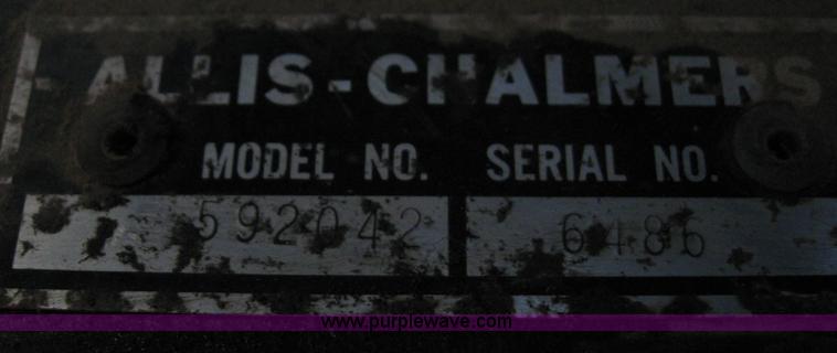 image for item B5746 Allis-Chalmers 7045 tractor