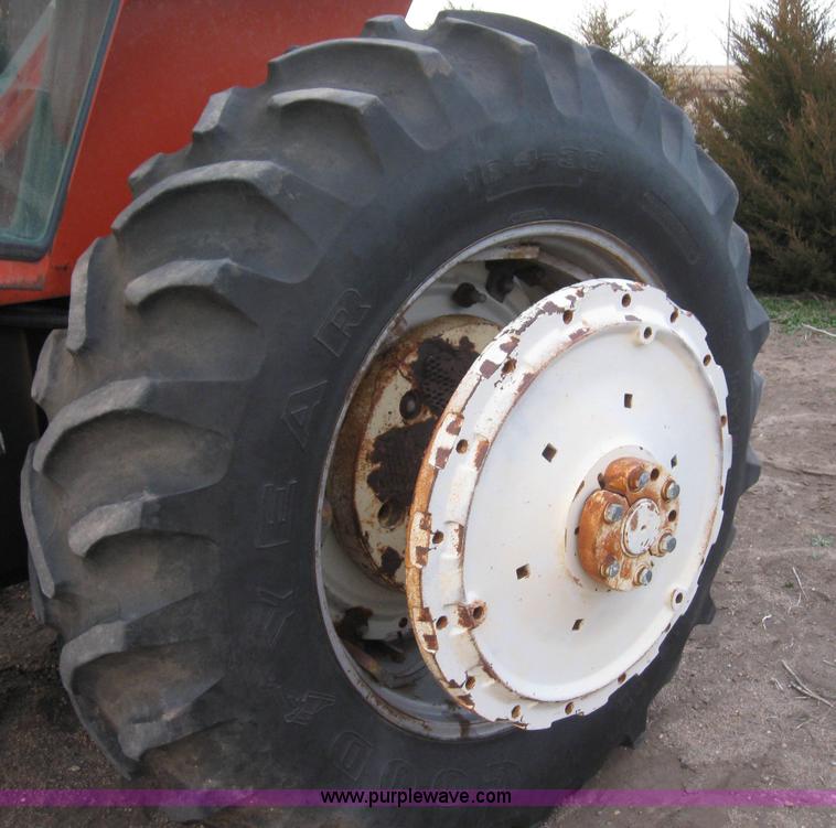 image for item B5746 Allis-Chalmers 7045 tractor