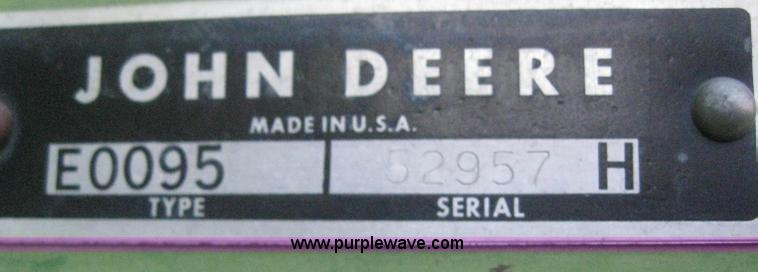 image for item B5748 John Deere 95 combine