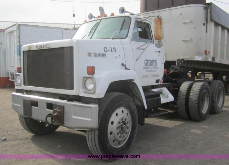 image for item B5762 1980 GMC Brigadier semi