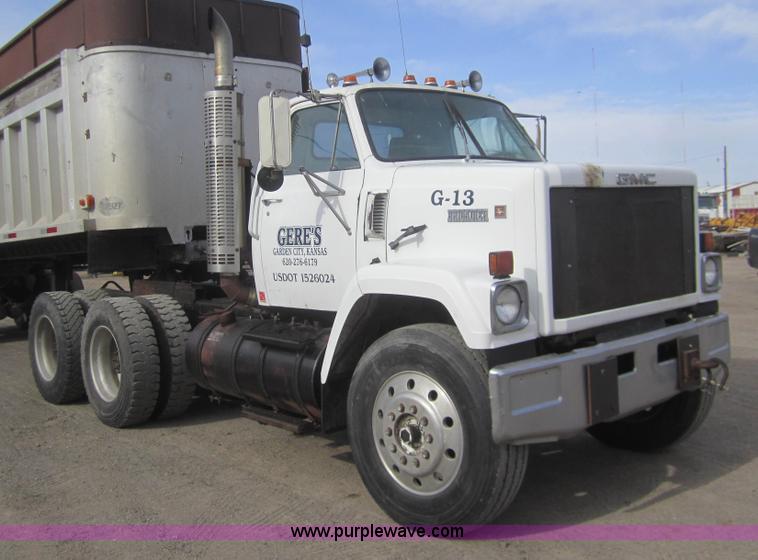 image for item B5762 1980 GMC Brigadier semi