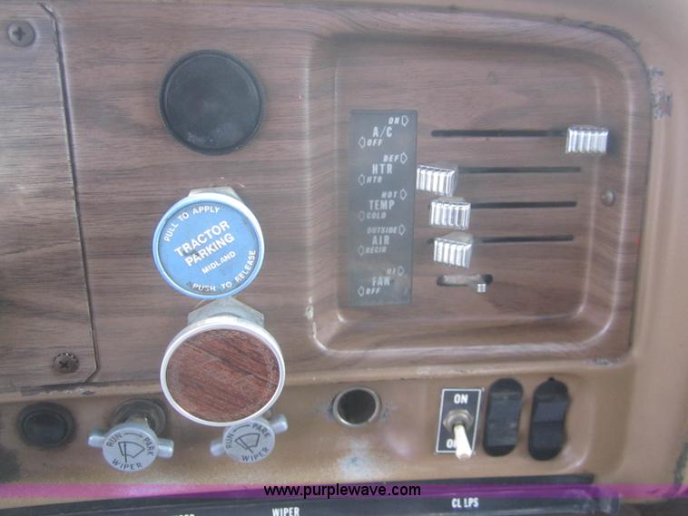 image for item B5762 1980 GMC Brigadier semi