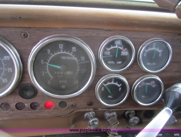 image for item B5762 1980 GMC Brigadier semi