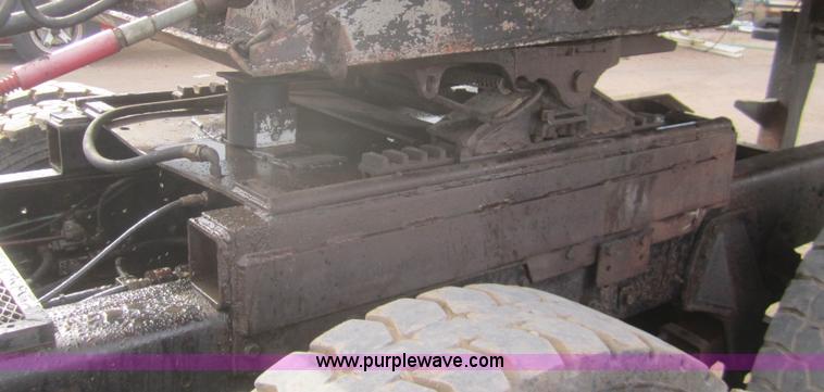 image for item B5762 1980 GMC Brigadier semi