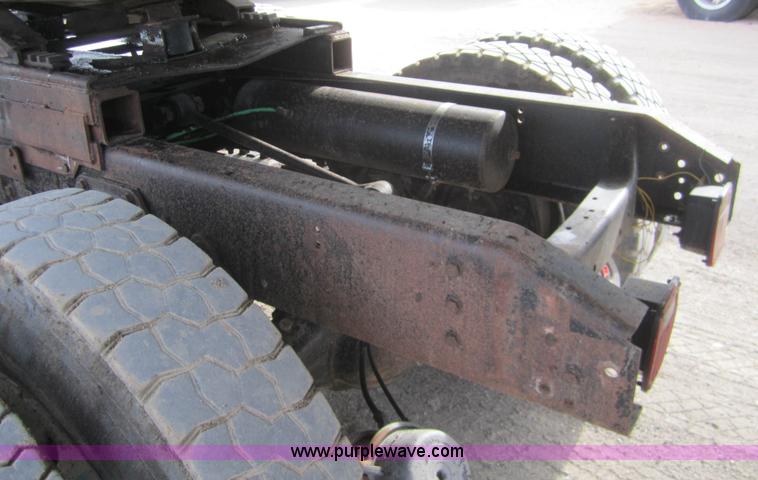 image for item B5762 1980 GMC Brigadier semi