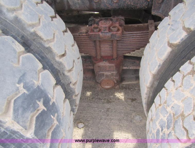 image for item B5762 1980 GMC Brigadier semi