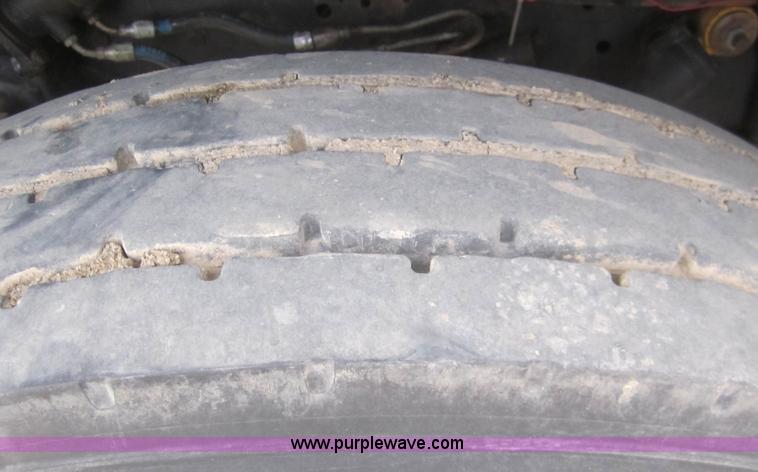 image for item B5762 1980 GMC Brigadier semi