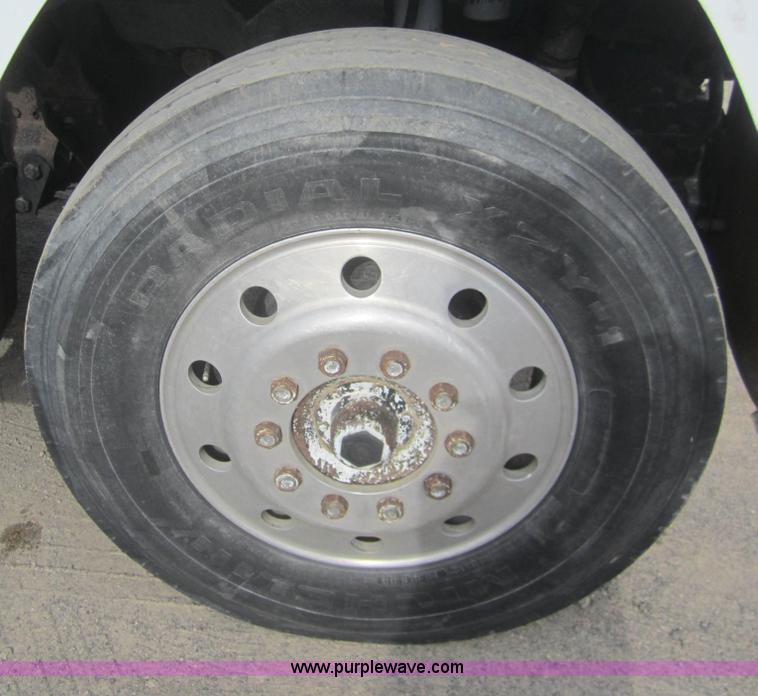 image for item B5762 1980 GMC Brigadier semi