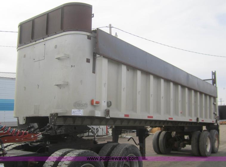 image for item B5763 1979 Dorsey 30' end dump trailer