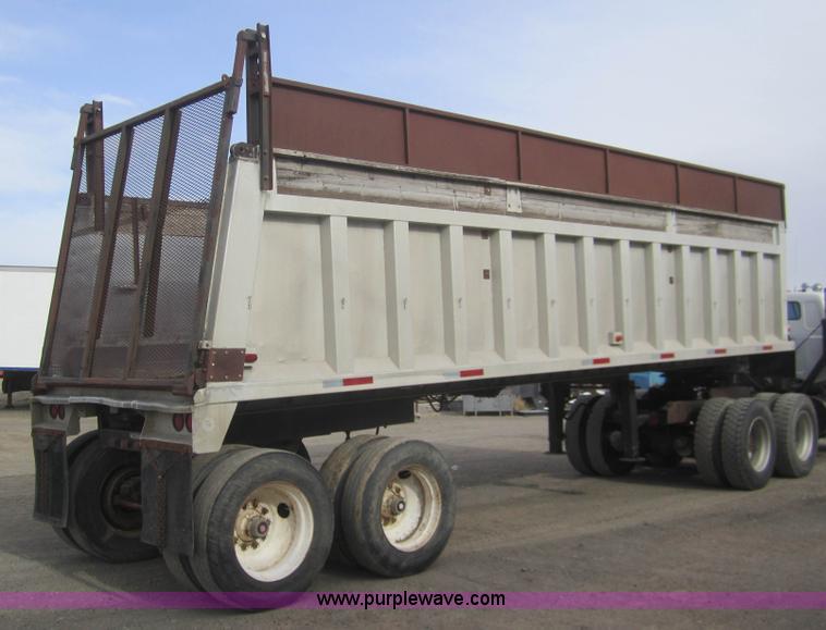 image for item B5763 1979 Dorsey 30' end dump trailer