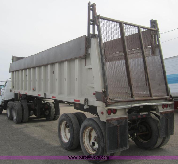 image for item B5763 1979 Dorsey 30' end dump trailer