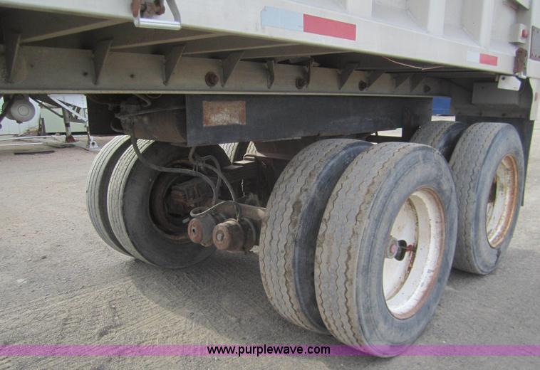 image for item B5763 1979 Dorsey 30' end dump trailer