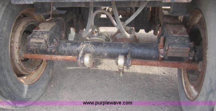 image for item B5763 1979 Dorsey 30' end dump trailer