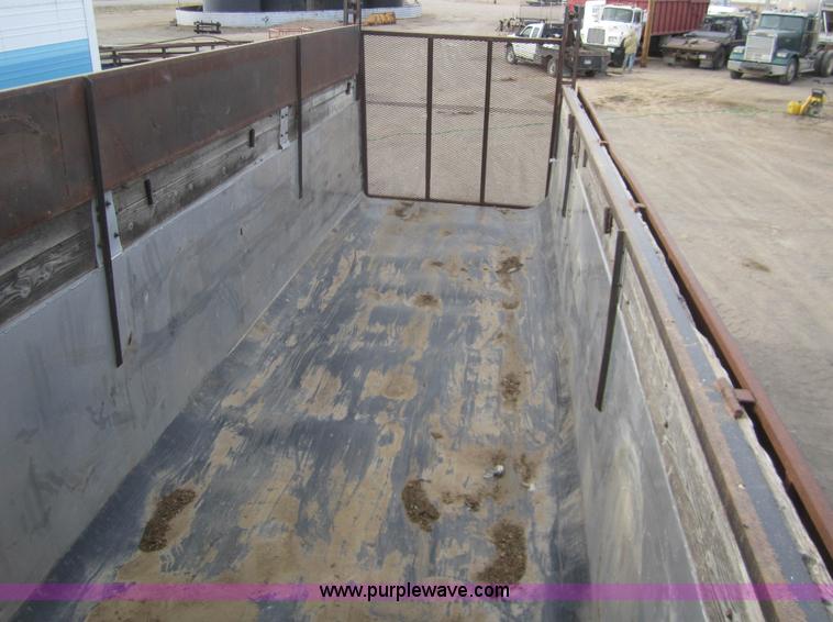 image for item B5763 1979 Dorsey 30' end dump trailer