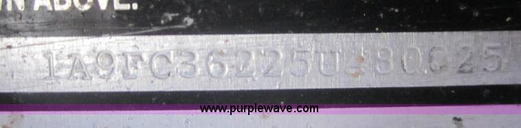 image for item B5764 2005 Aeroswint Side Chuter 35' side dump silage trailer