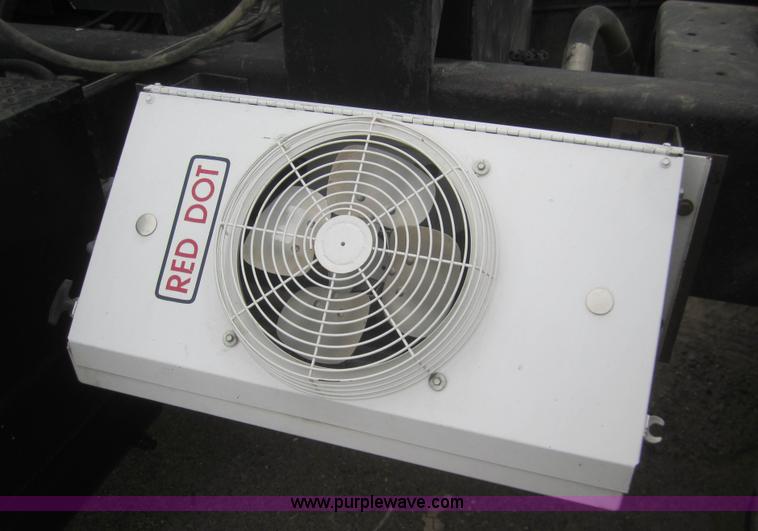 image for item B5766 1983 Ford LT9000 semi