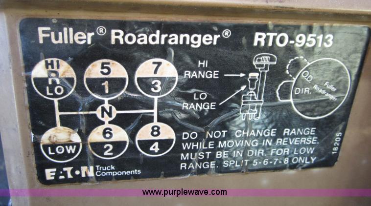 image for item B5770 1981 Mack R747S semi truck