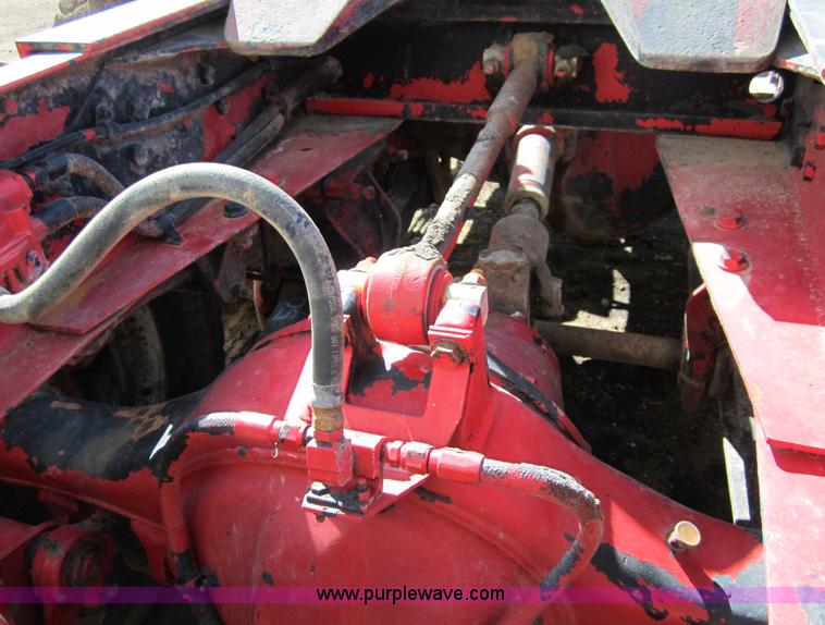 image for item B5770 1981 Mack R747S semi truck